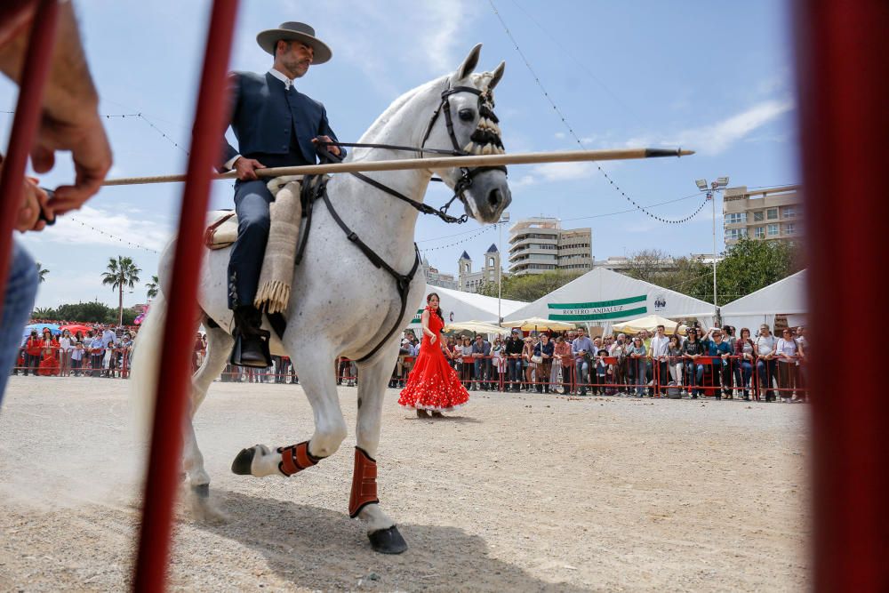 Último día de la Feria de Abril en València