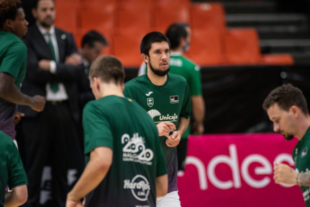 Las mejores imágenes del Baskonia-Unicaja en la Fase Final de la ACB