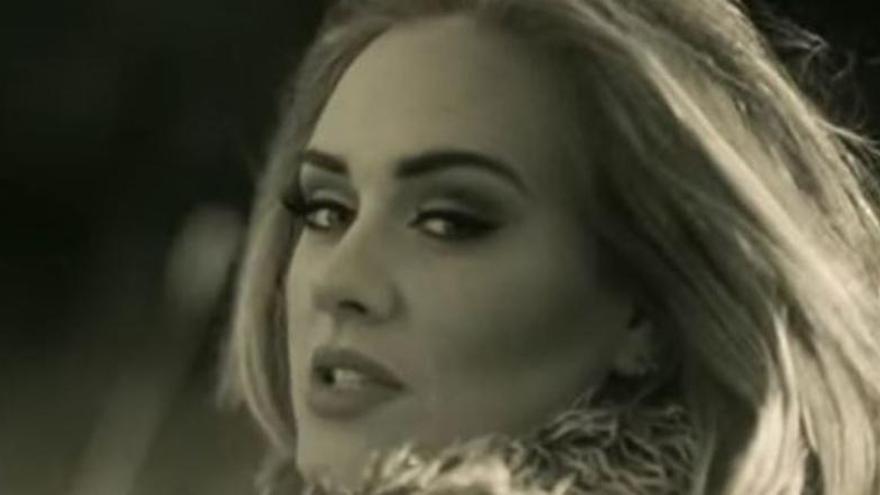 Adele bate récords con su nuevo single &#039;Hello&#039;