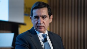 Archivo - El  presidente de BBVA, Carlos Torres, durante la jornada sobre Catalunya Hacia un crecimiento sostenible, de Expansión, en el Recinte Modernista Sant Pau, a 31 de marzo de 2025, en Barcelona, Cataluña (España).