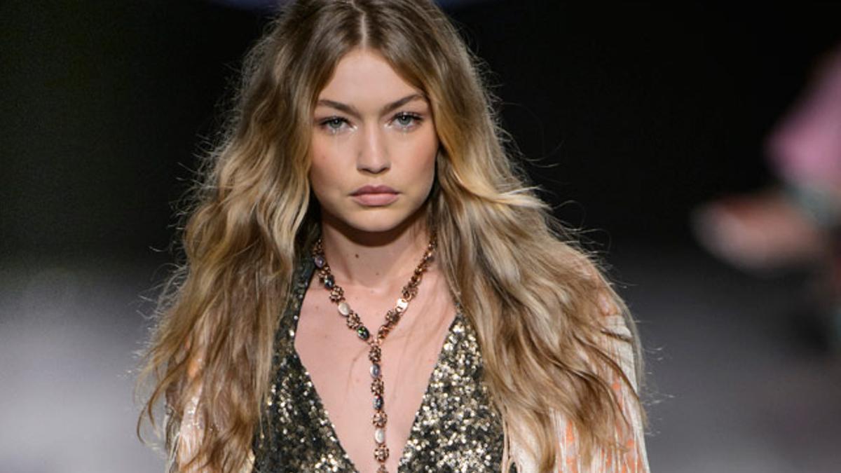 Gigi Hadid, para Anna Sui