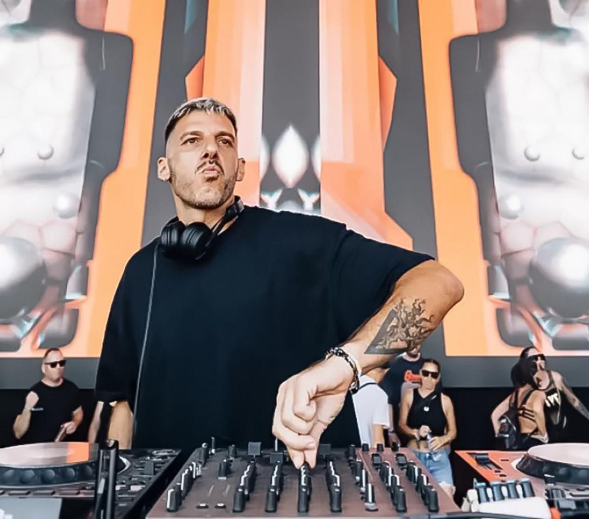 El retorn gamberro de la música màkina