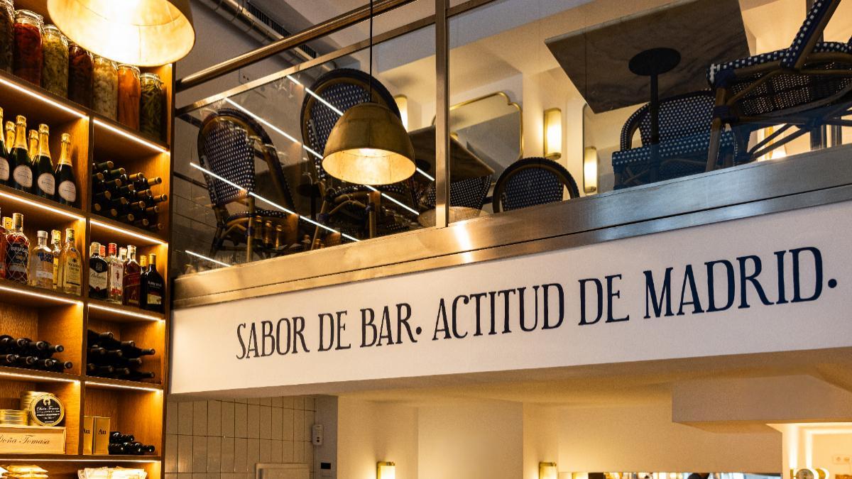Ambiente de terraza en El Madrileño, la cervecería que quiere convertirse en punto de encuentro cotidiano en la zona del Bernabéu.