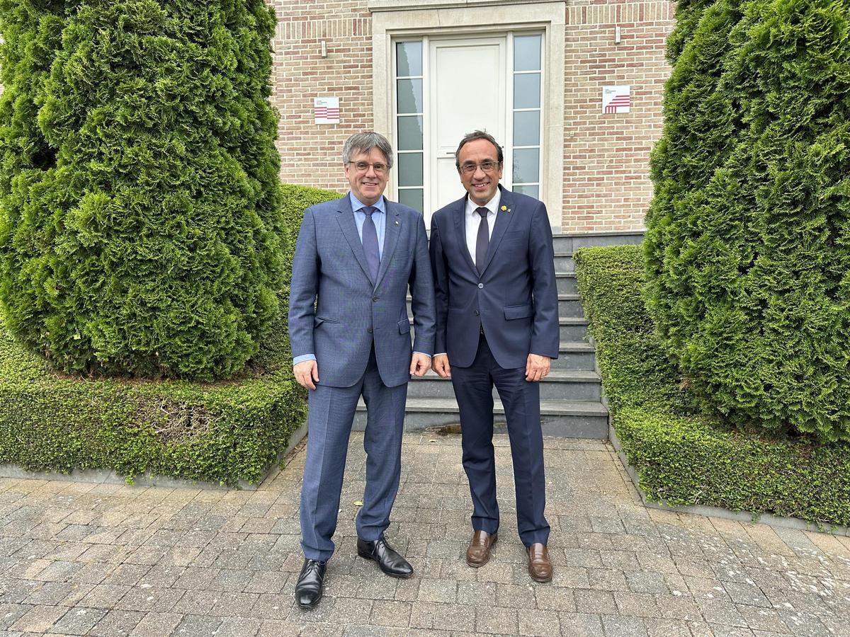 Carles Puigdemont y Josep Rull, en Waterloo
