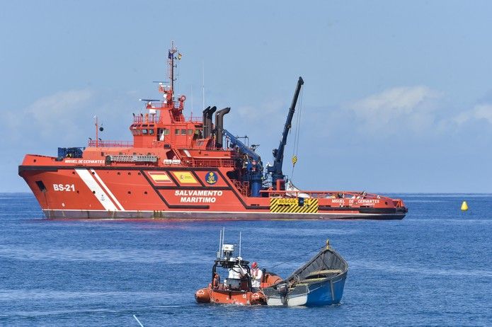 Llegada de inmigrantes al muelle de Arguineguín