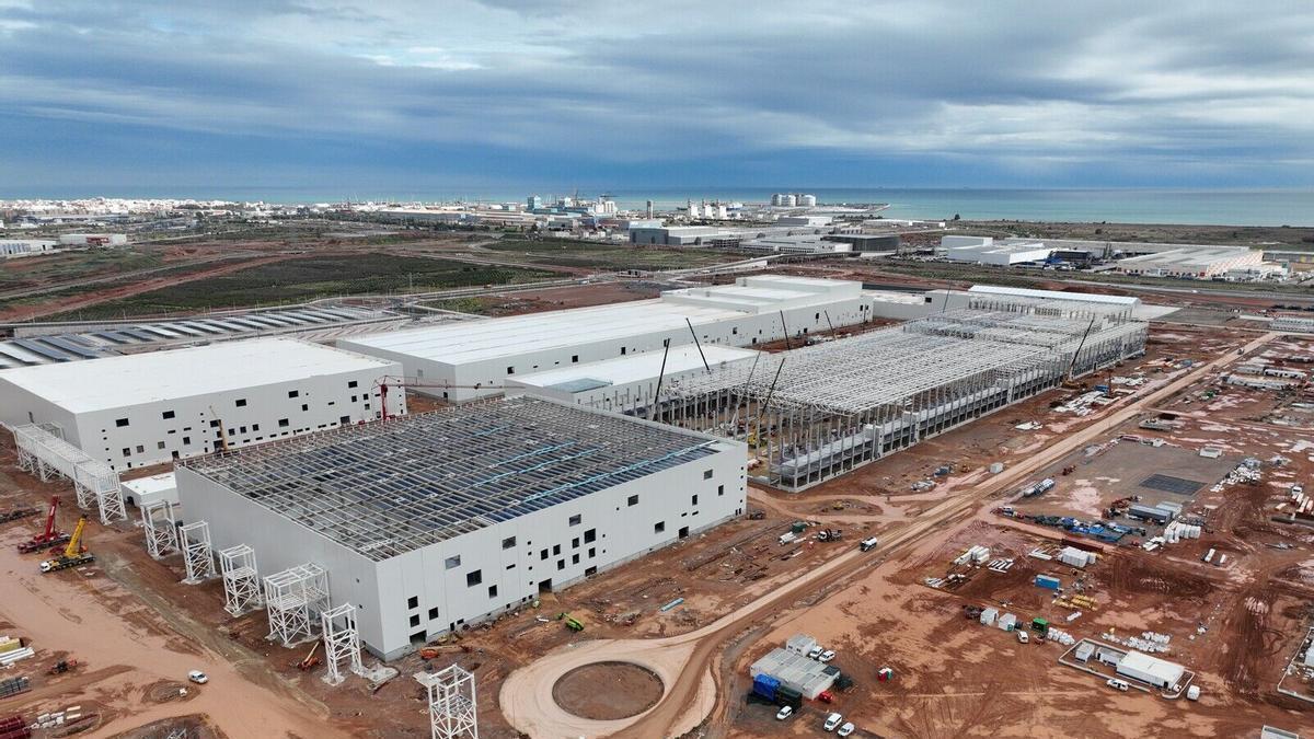 Vista aérea de los avances de las obras de la gigafactoría de Sagunt