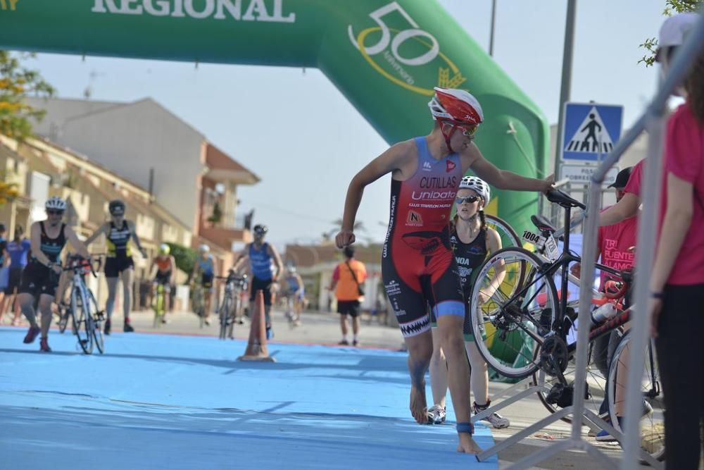 Llegada a la meta del Triatlón Villa de Fuente Álamo