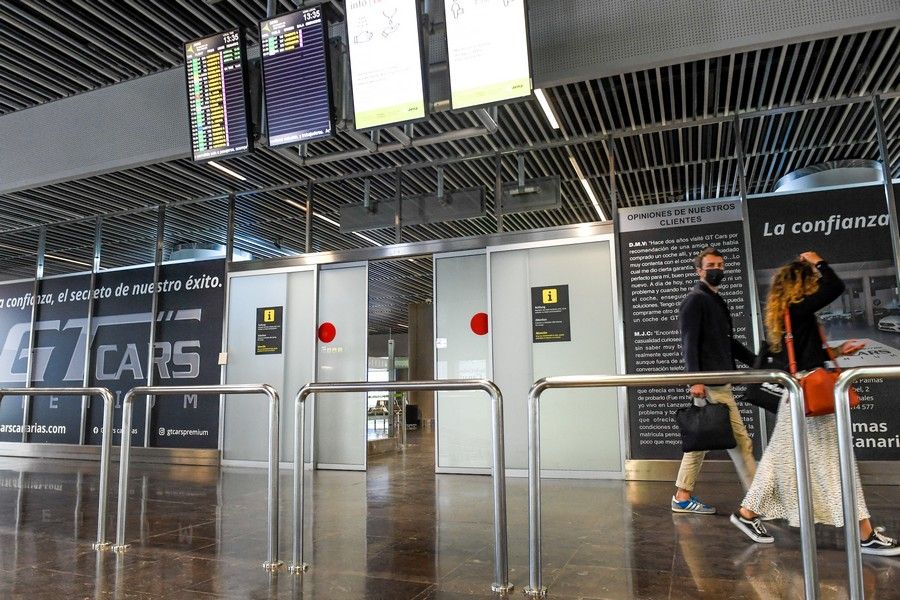 Pasajeros en el aeropuerto de Gran Canaria