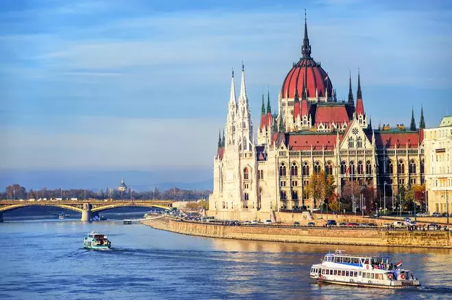 El mejor destino para despedir el verano: todo lo que debes ver en Budapest