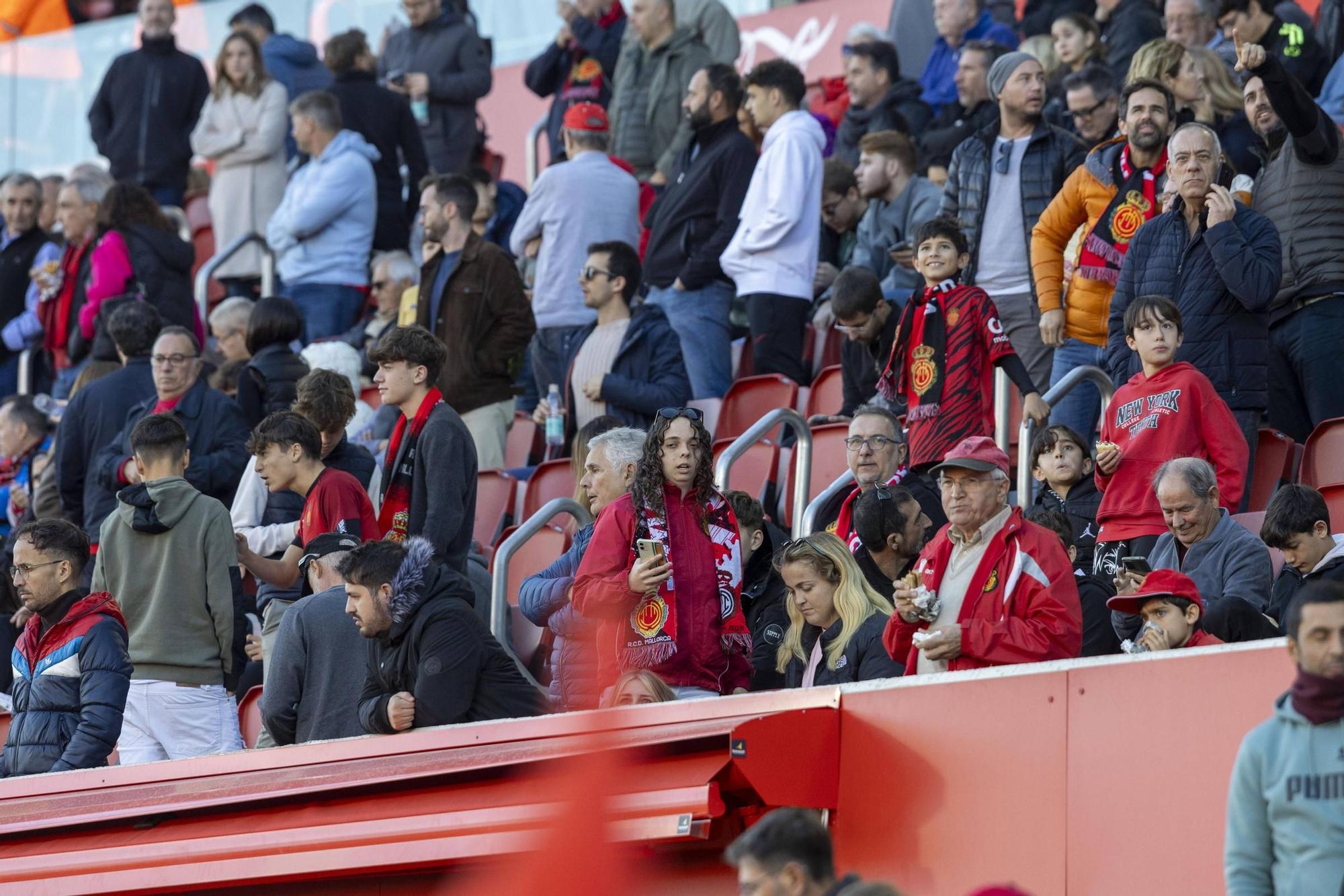 FOTOS | RCD Mallorca - Alavés: Búscate en las gradas del Estadi Mallorca Son Moix