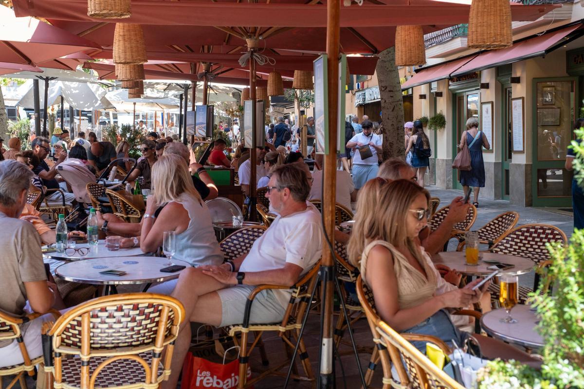 El centro de Palma, lleno de turistas