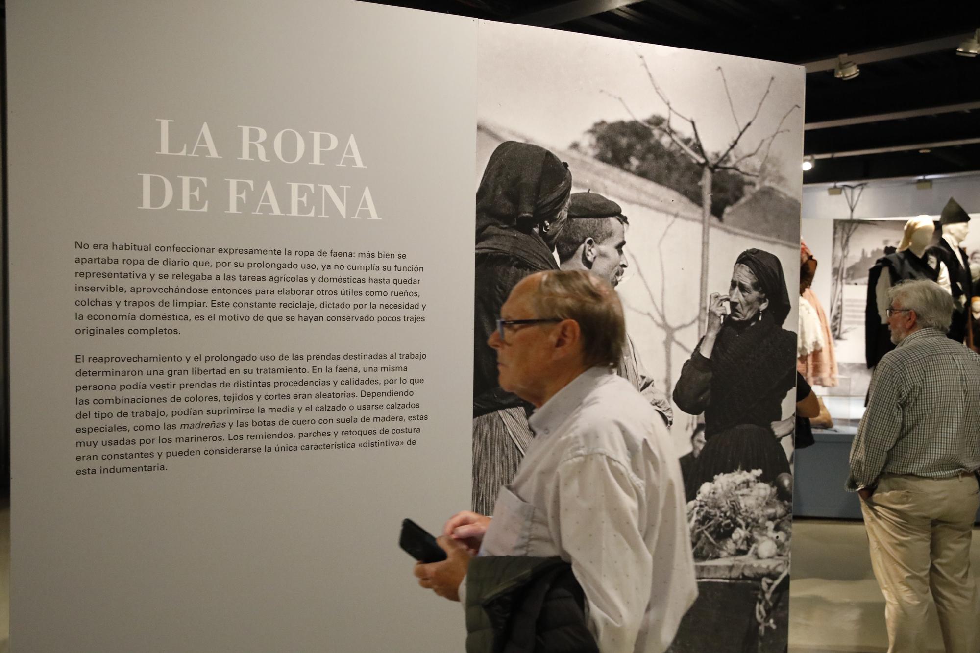 La historia de los trajes de asturianos en Llanes