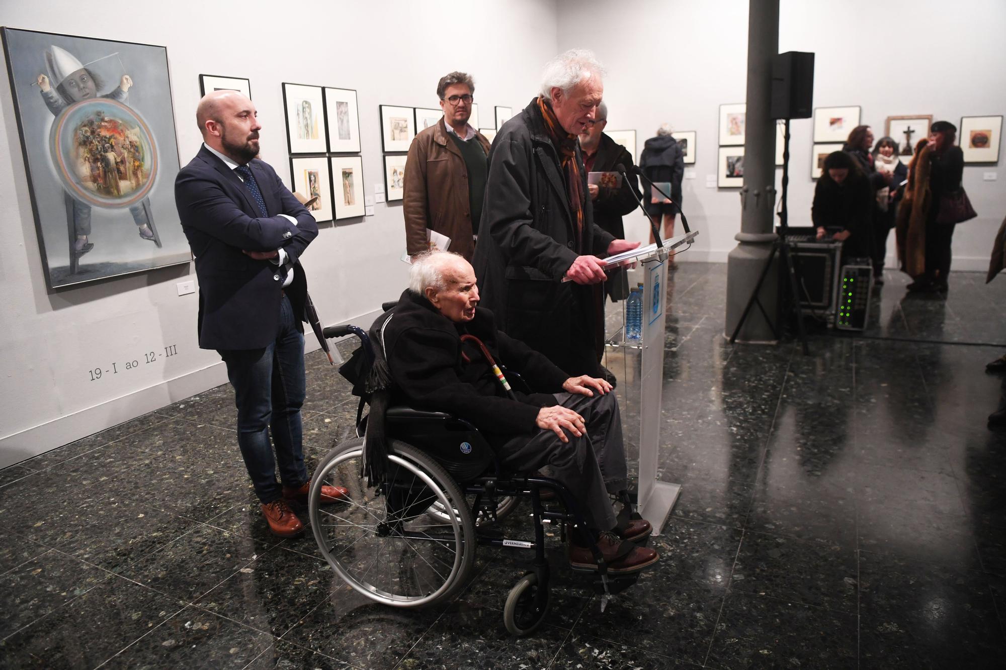 Una exposición en María Pita repasa la trayectoria de Manuel Ayaso