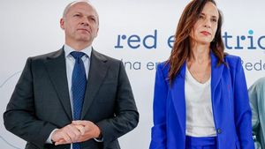 El consejero delegado de Redeia, Roberto García Merino, y la presidenta de Redeia, Beatriz Corredor.