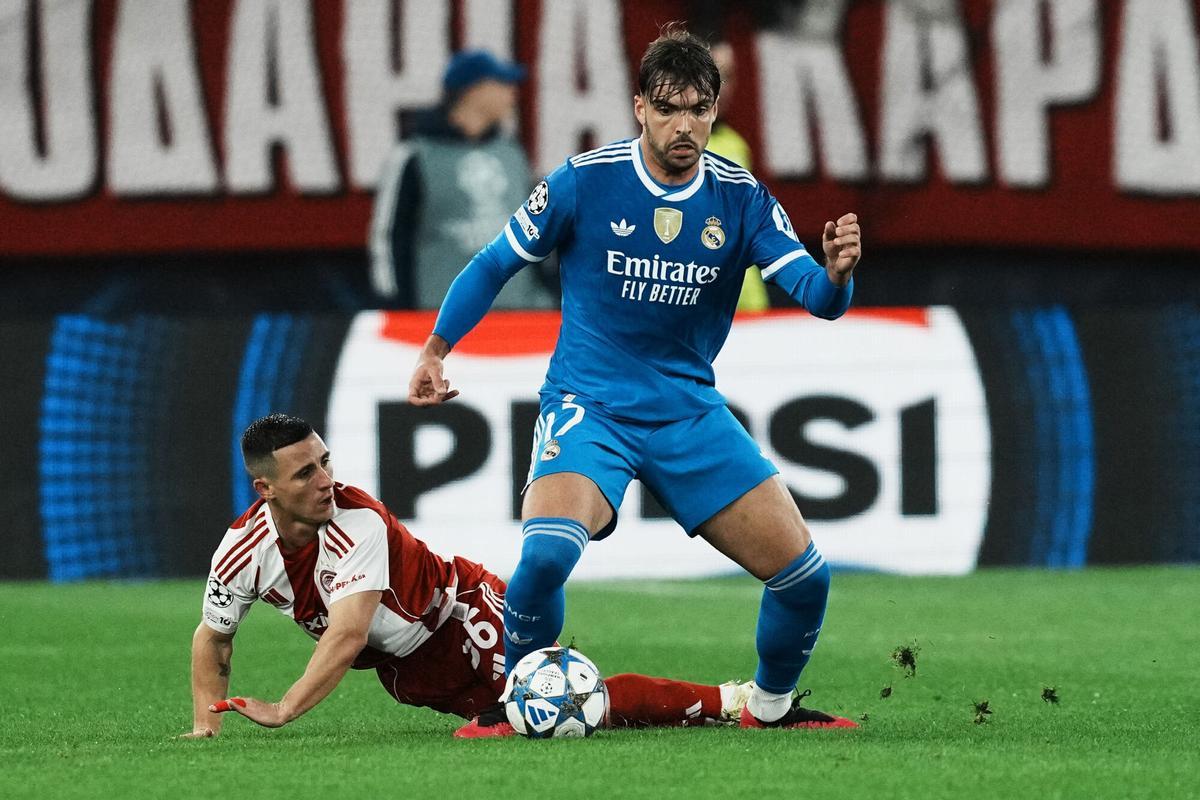 Raúl Asencio, en el partido contra Olympiacos.
