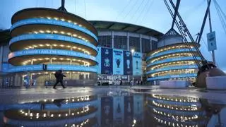 Emiratos avisa al Reino Unido de las consecuencias de una dura sanción al City