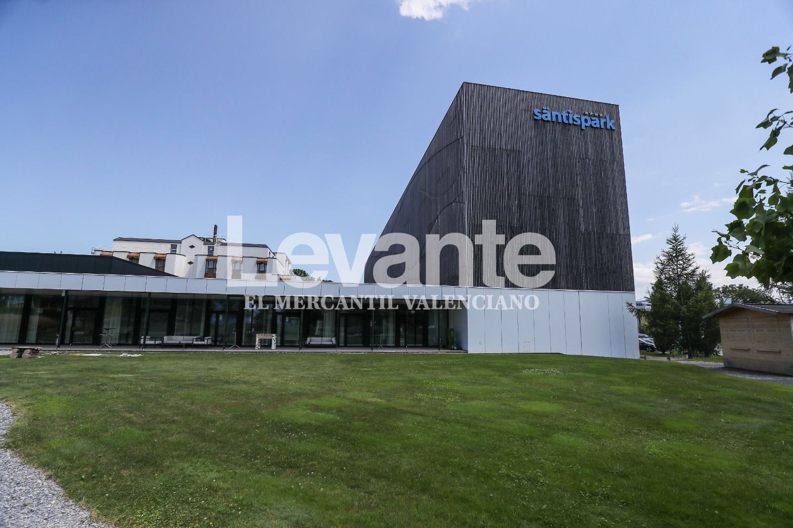 Así es el hotel y las instalaciones del Valencia CF en Suiza