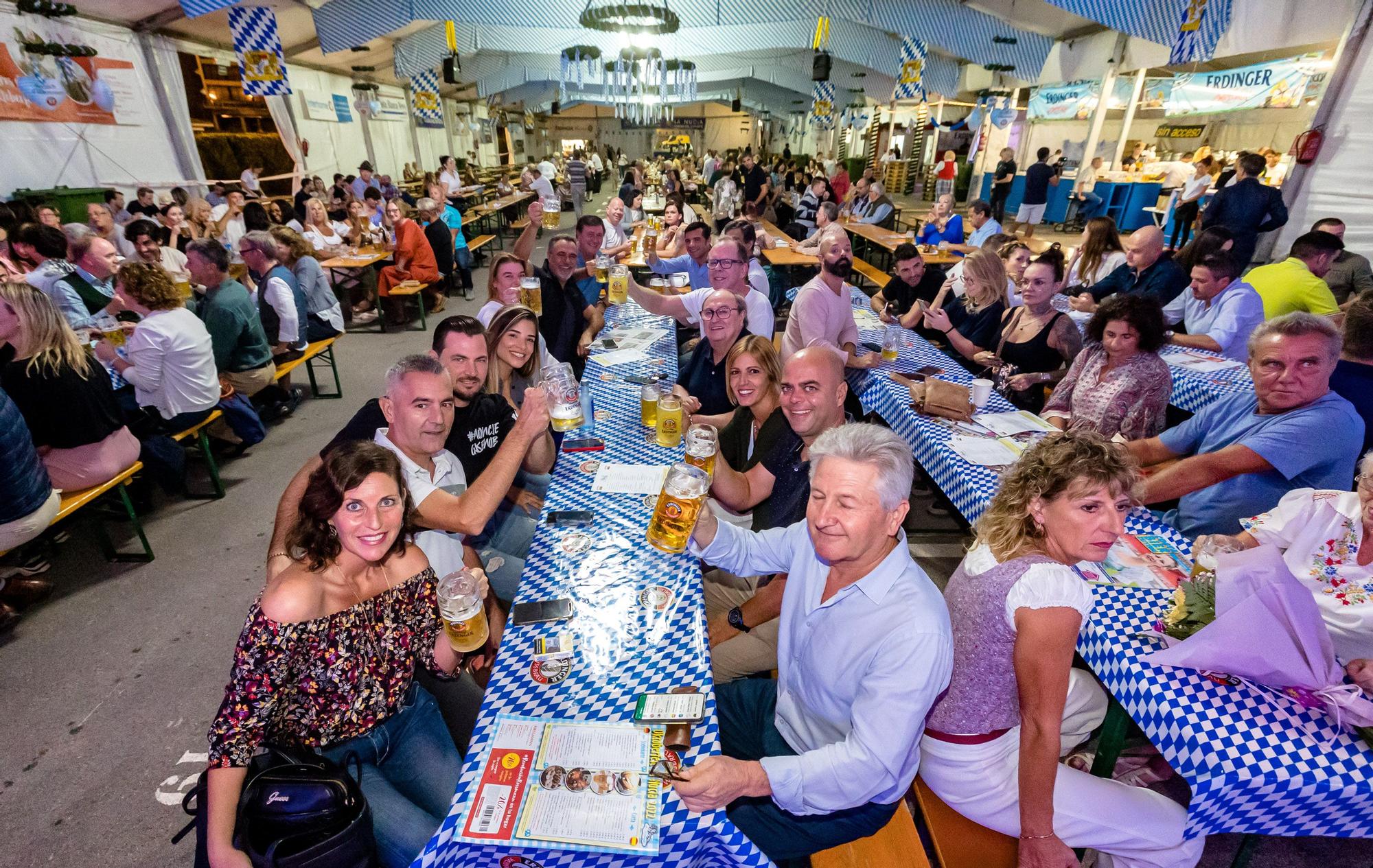 La “apertura del barril” marca el inicio de la Oktoberfest. La “Fiesta de la Cerveza” se desarrollará hasta el 16 de octubre