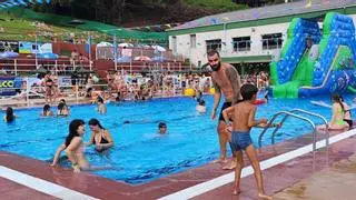 Mieres se prepara para lanzarse al agua: esta es la fecha prevista para abrir las piscinas de Turón
