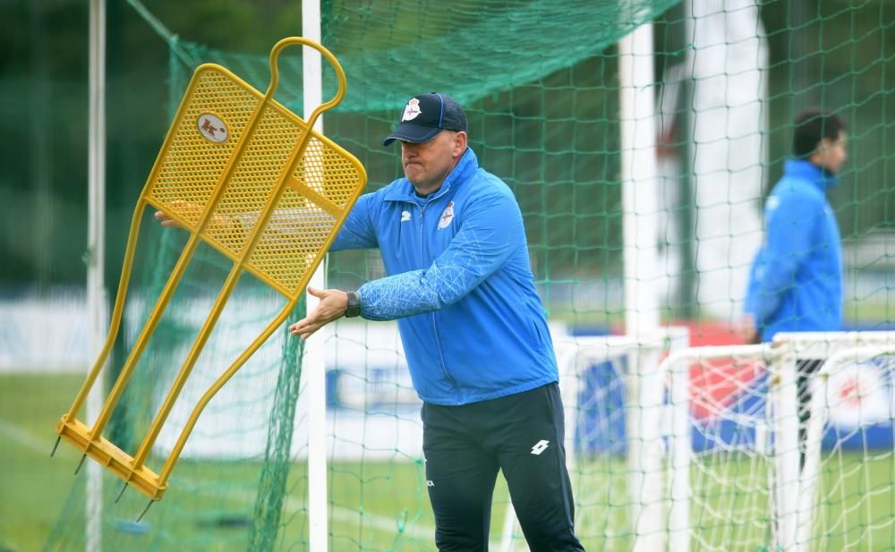 Los jugadores vuelven a los entrenamientos tras el empate en Pamplona ante el Osasuna.