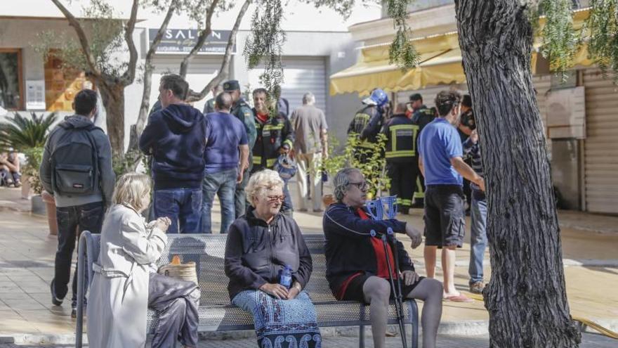 Los vecinos desalojados en Illetes, pendientes de la valoración del técnico