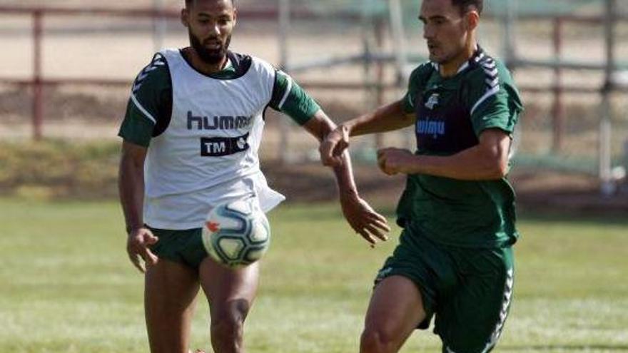 Dani Calvo y Mourad, durante un entrenamiento