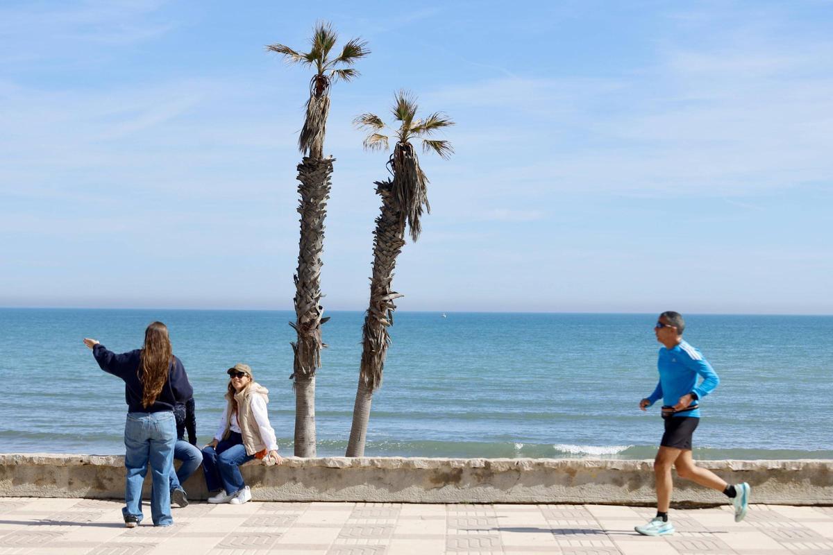 El Paseo Marítimo de Port Saplaya.