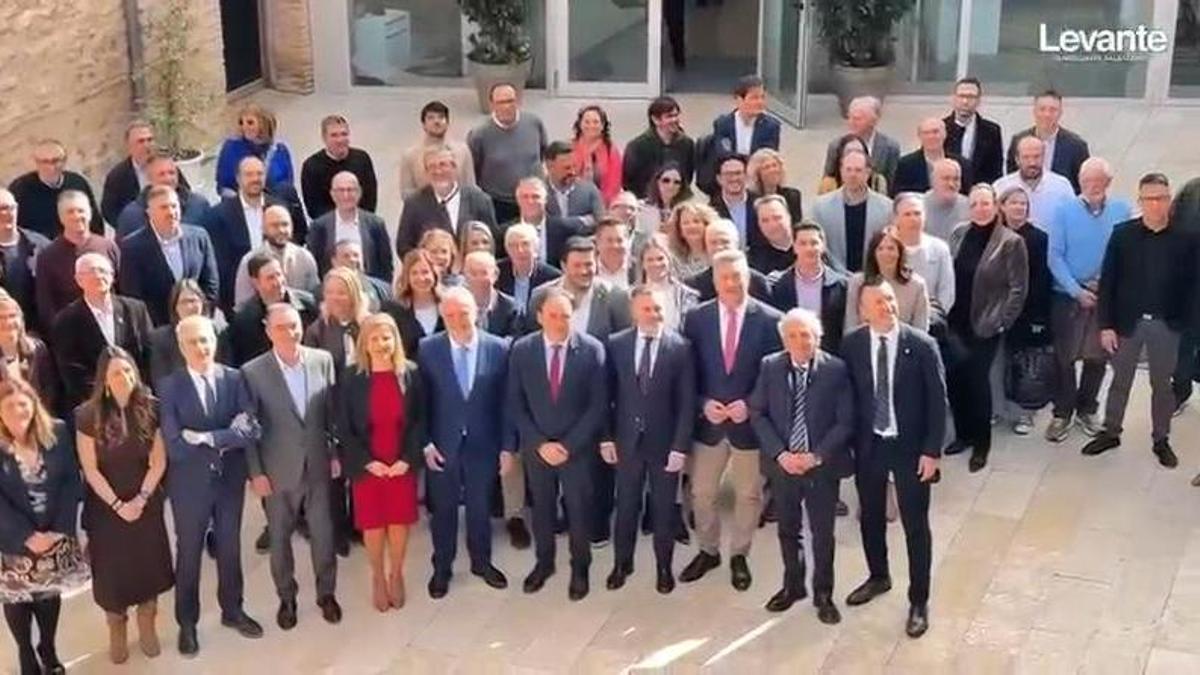 Torres anuncia cuatro grupos de trabajo en la comisión mixta de la dana y "consenso" entre el Gobierno y la Generalitat