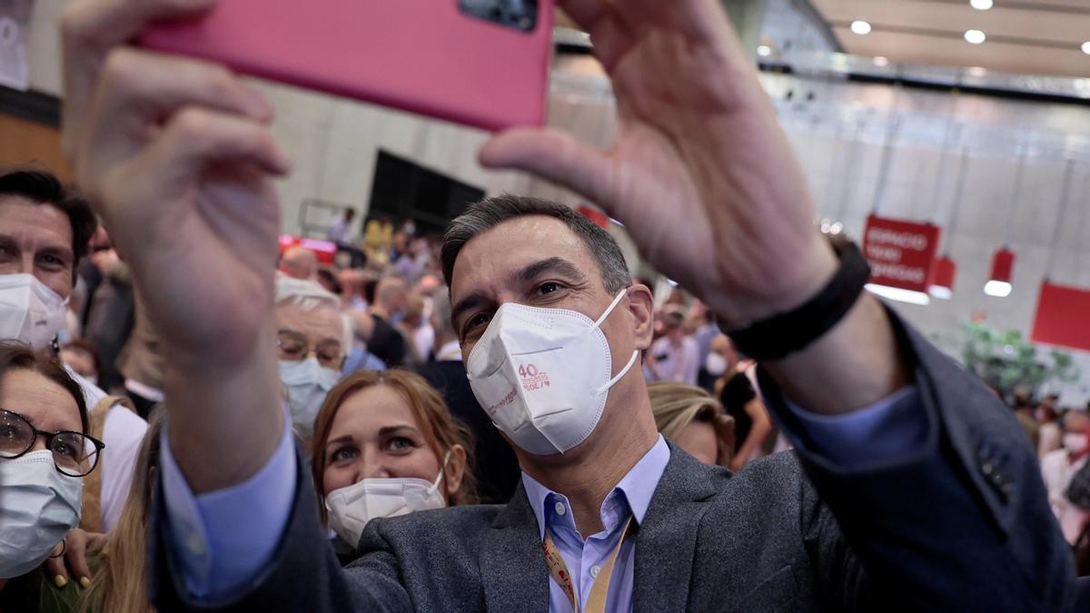 Sánchez acude a Valencia para consolidar su liderazgo y presentarse como referente de la socialdemocracia europea