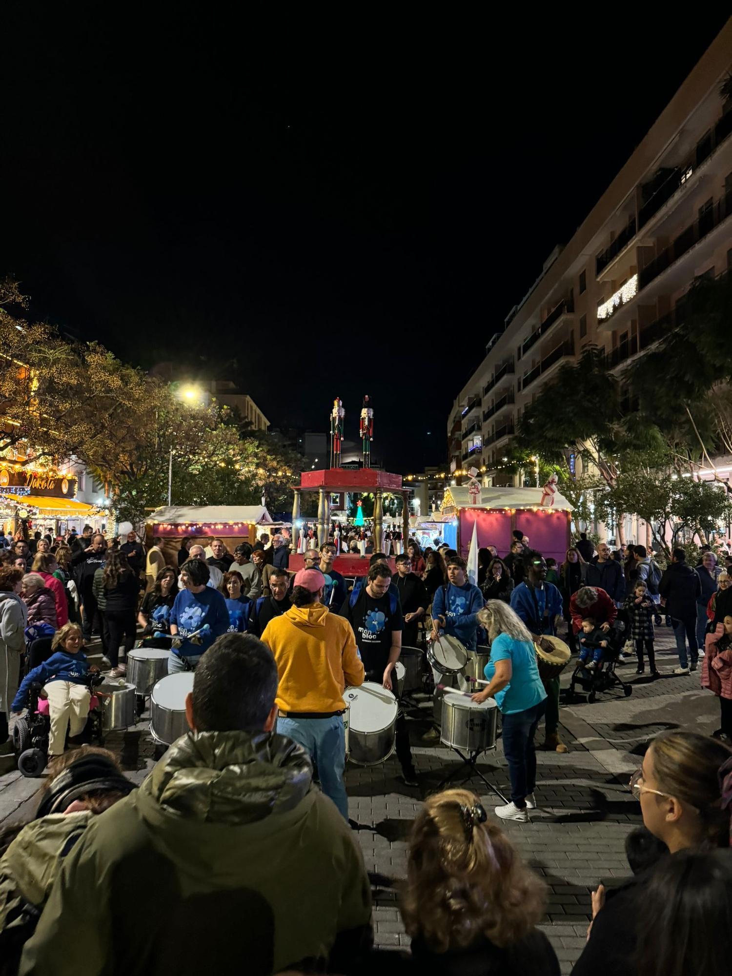 La Navidad bulle en Dénia: deslumbrante "Nit de la Llum"