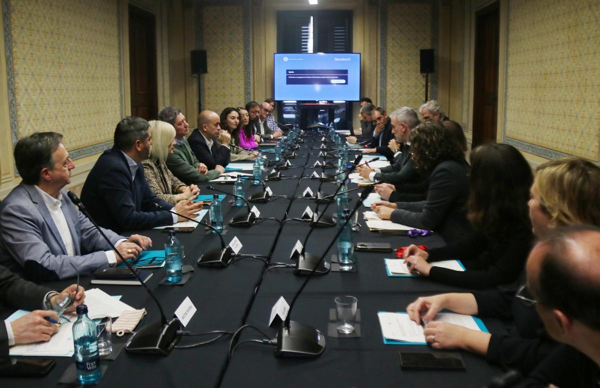 Reunión de la comisión bilateral entre Barcelona y L'Hospitalet.