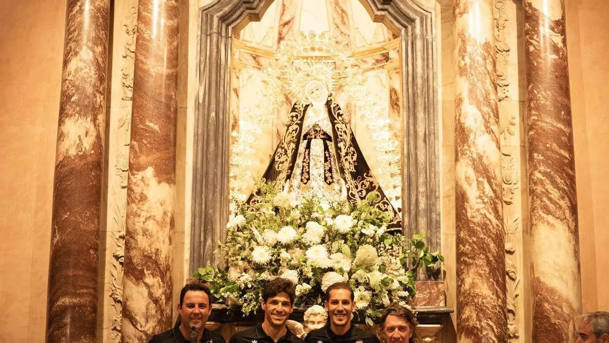 El Badajoz ofrece el ascenso a la Virgen de la Soledad
