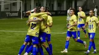 El Orihuela remonta en Sevilla y se mete en zona de «play off» (1-2)