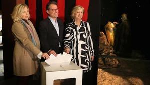 Artur Mas, Joana Ortega y Irene Rigau, este domingo en el Museu d Historia de Catalunya.