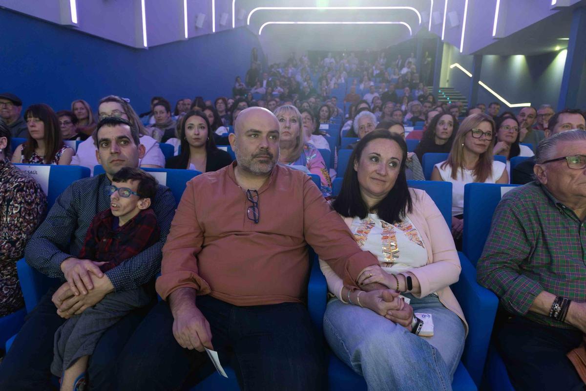 El recuerdo de Elías reúne en Alicante a quienes acompañaron su vida