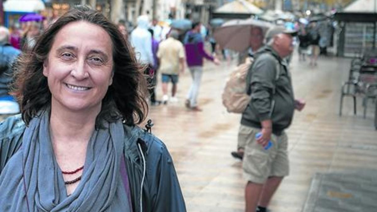 Itziar González, en plena Rambla de Barcelona.