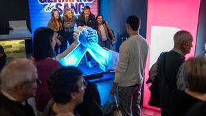 ‘Germans de sang’ omple el Condal