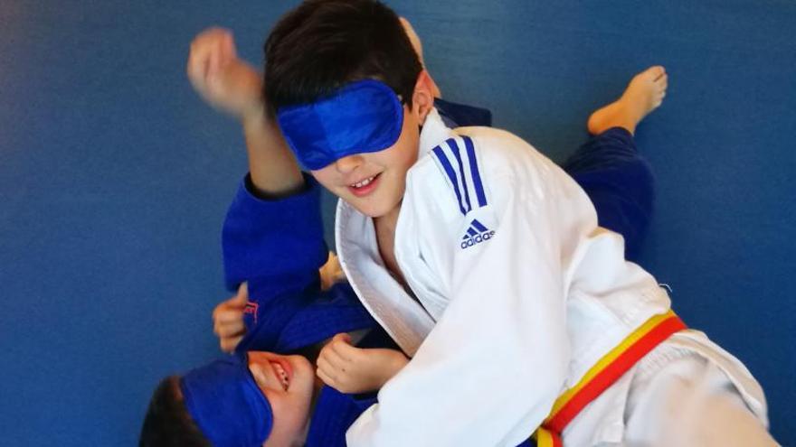 El Míriam Blasco impartió un clínic de judo paralímpico