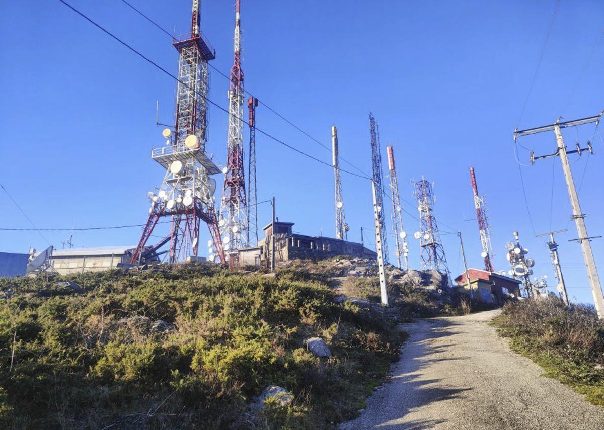 El complejo de antenas del techo de la comarca. | FDV