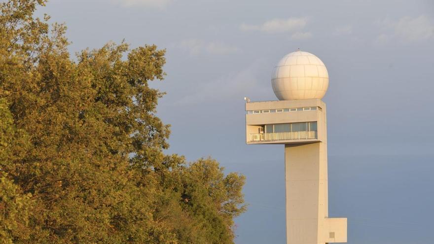 El Meteocat renova el radar de la Panadella per detectar millor les tempestes a Catalunya: podrà calcular fins i tot la mida de la pedra