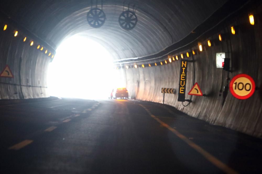 Temporal en la autopista del Huerna