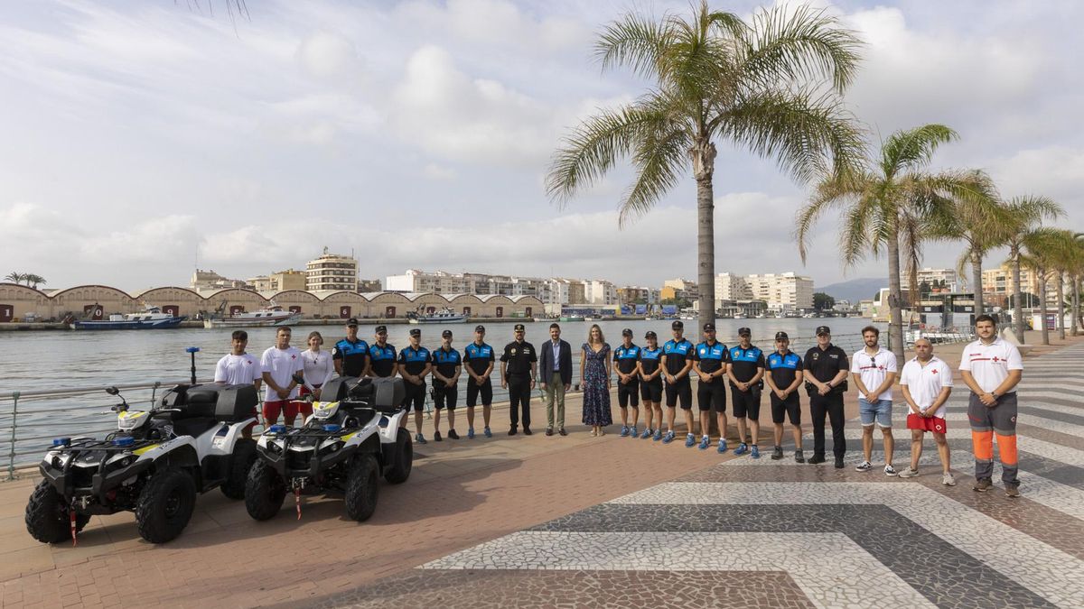 Una imagen del nuevo equipo de seguridad de la playa de Gandia