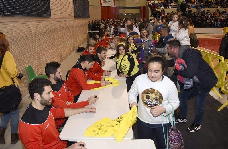 Firma de autógrafos de la selección española de balonmano