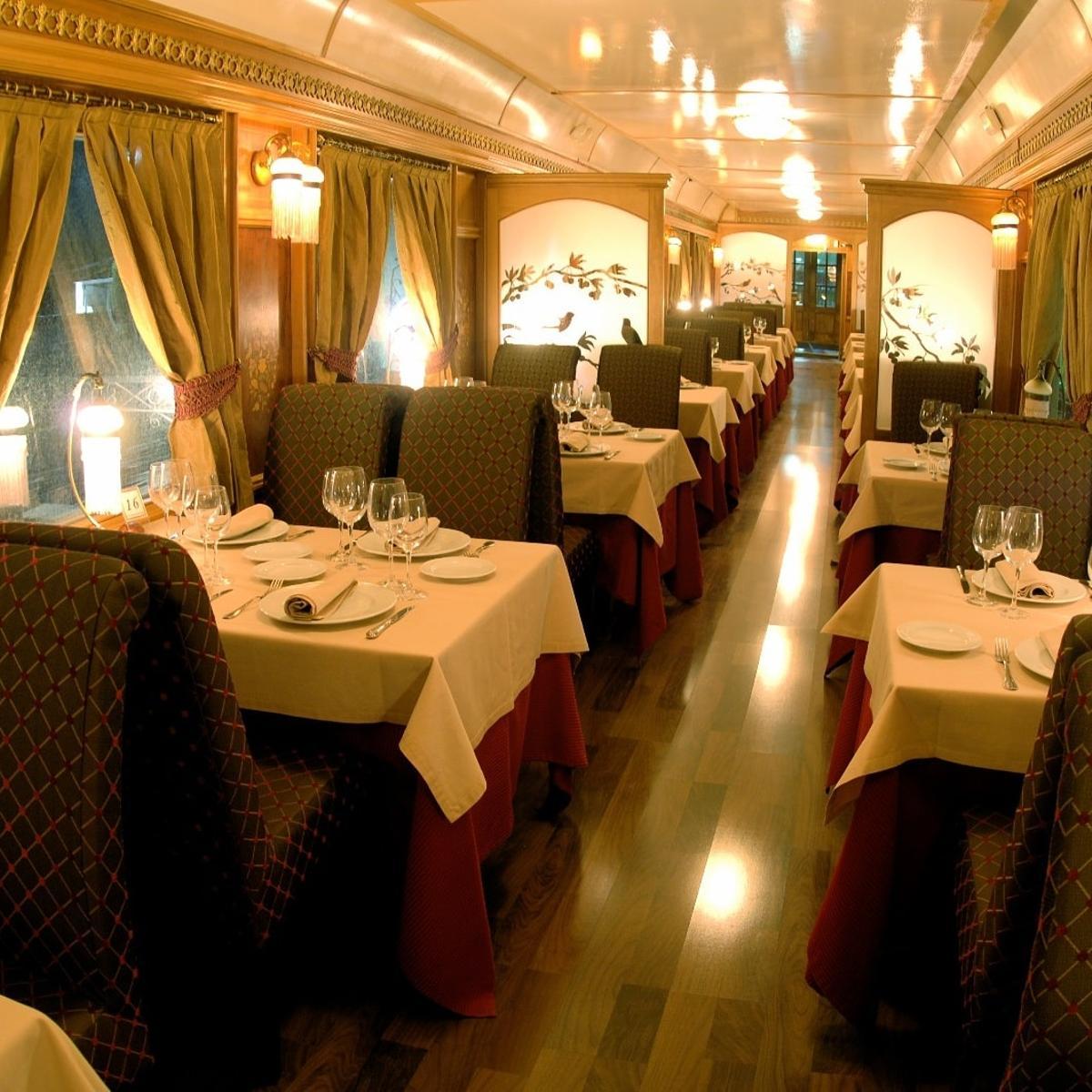 El restaurante de Granada que permite un viaje gastronómico en el 'Orient Express' granadino