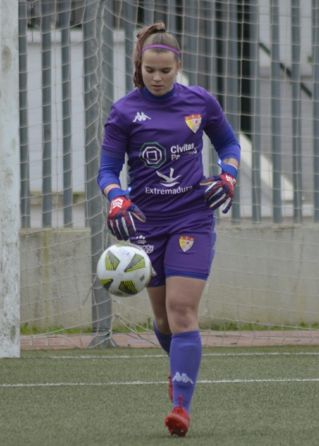 Eva López durante un partido con el Santa Teresa.