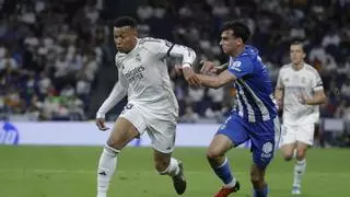 Descanso: Mbappé calma el enfado del Bernabéu