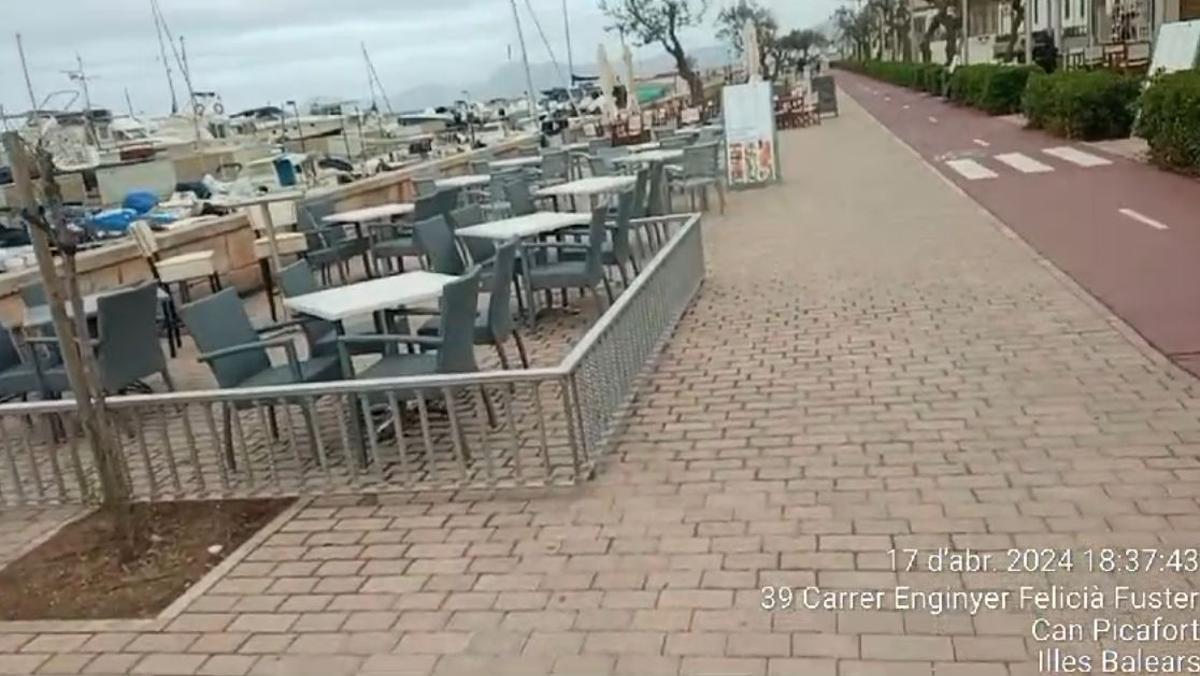 Captura de un vídeo difundido por vecinos en el que se ven las terrazas cerradas que se han instalado sobre el paseo, a la altura del Club Náutico.