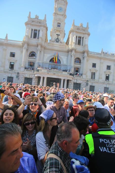 Búscate en la mascletà del 18 de marzo