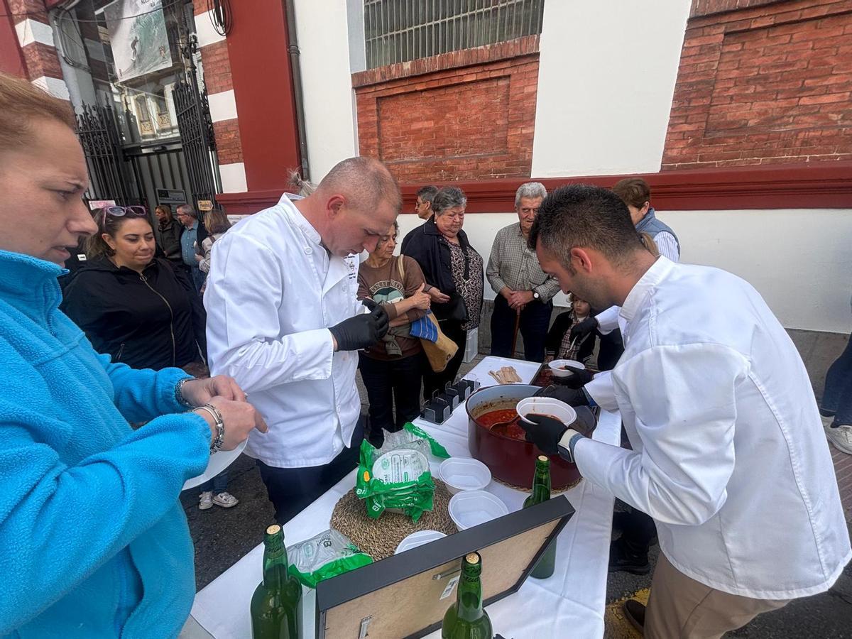 EN IMÁGENES: Pedro Morán y Joaquín Pajarón, protagonistas de les Fabes de Villaviciosa