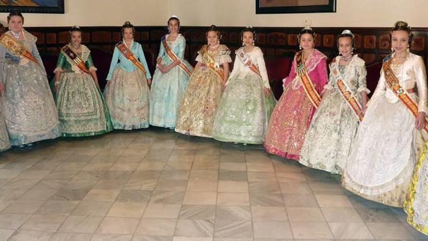 La falleras infantiles, protagonistas en Sueca